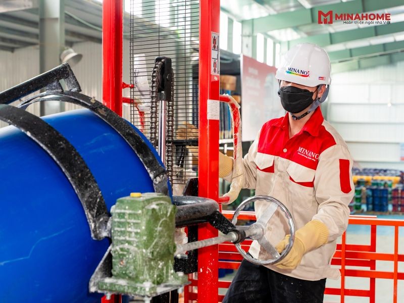 Công Ty Sản Xuất Sơn Minano Tại Hà Nội.jpg