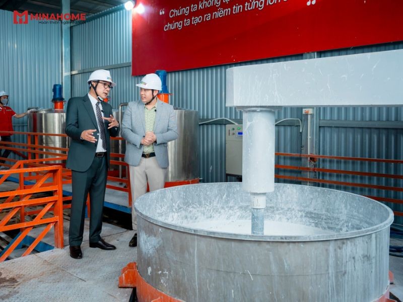 Làm sao nhận biết nhà máy sơn thật.jpg
